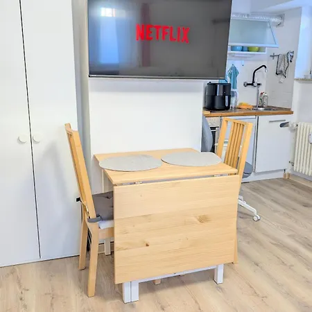 With Ac, Full Kitchen, Self Check In, Parking, 8 Min To Sap Campus, Wi Fi 아파트