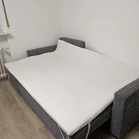 With Ac, Full Kitchen, Self Check In, Parking, 8 Min To Sap Campus, Wi Fi * 왈도르프