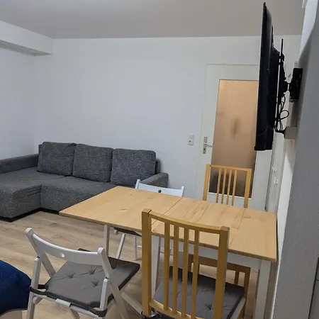 아파트 With Ac, Full Kitchen, Self Check In, Parking, 8 Min To Sap Campus, Wi Fi
