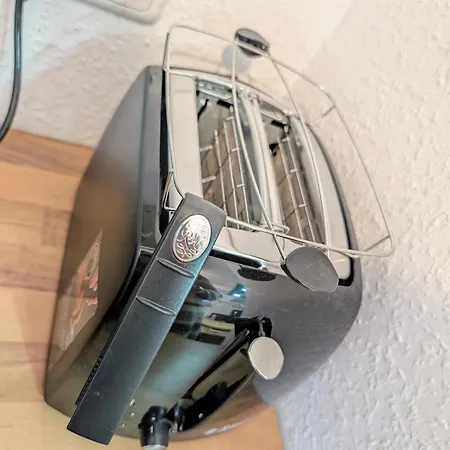 With Ac, Full Kitchen, Self Check In, Parking, 8 Min To Sap Campus, Wi Fi *