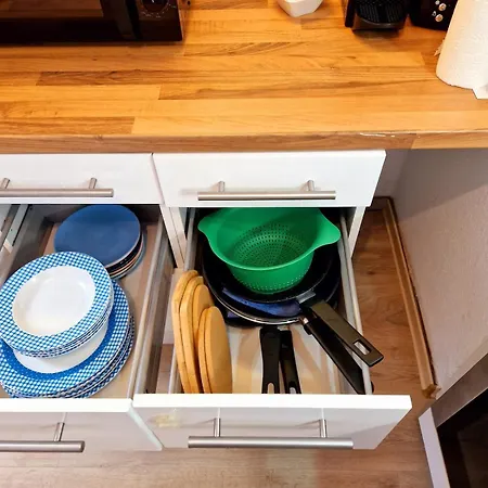 With Ac, Full Kitchen, Self Check In, Parking, 8 Min To Sap Campus, Wi Fi 왈도르프